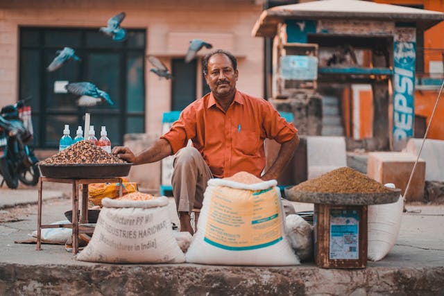 தினசரி வருமானம் தரும் தொழில் - Daily income business ideas in Tamil